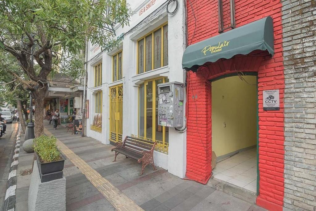 Braga Hostel | RedDoorz Hostel near Braga Citywalk