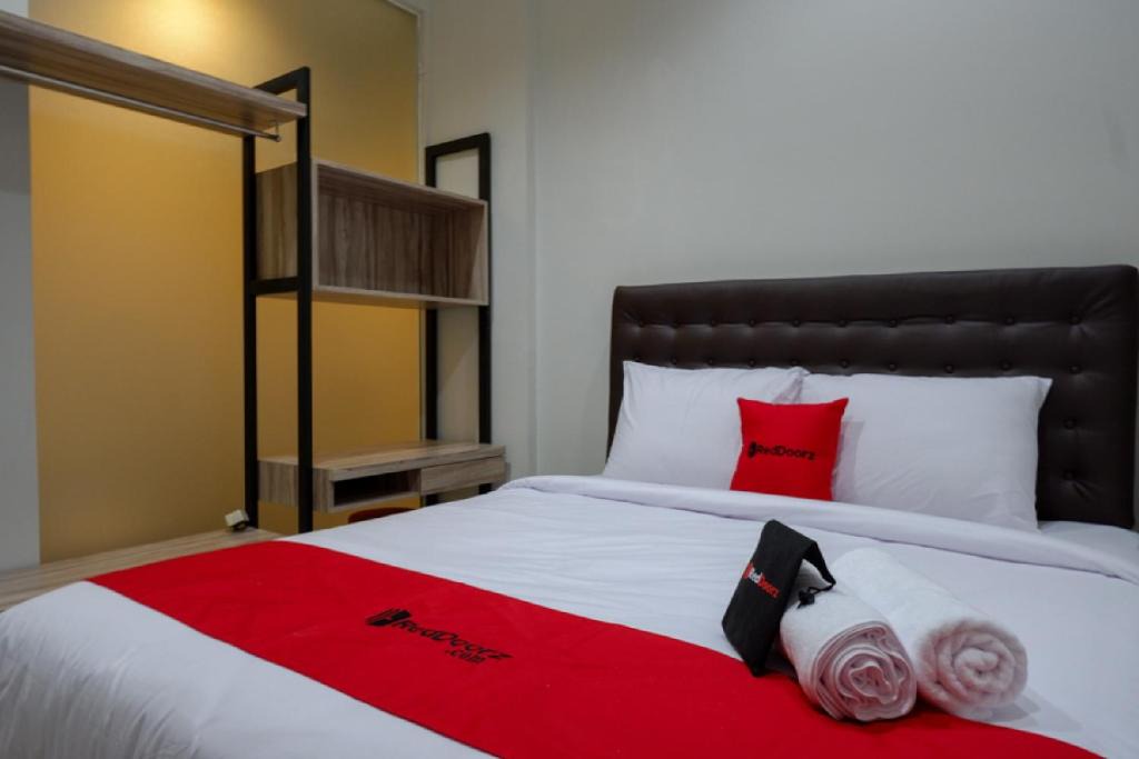 Semarang House | RedDoorz @ Jalan Kartini Semarang