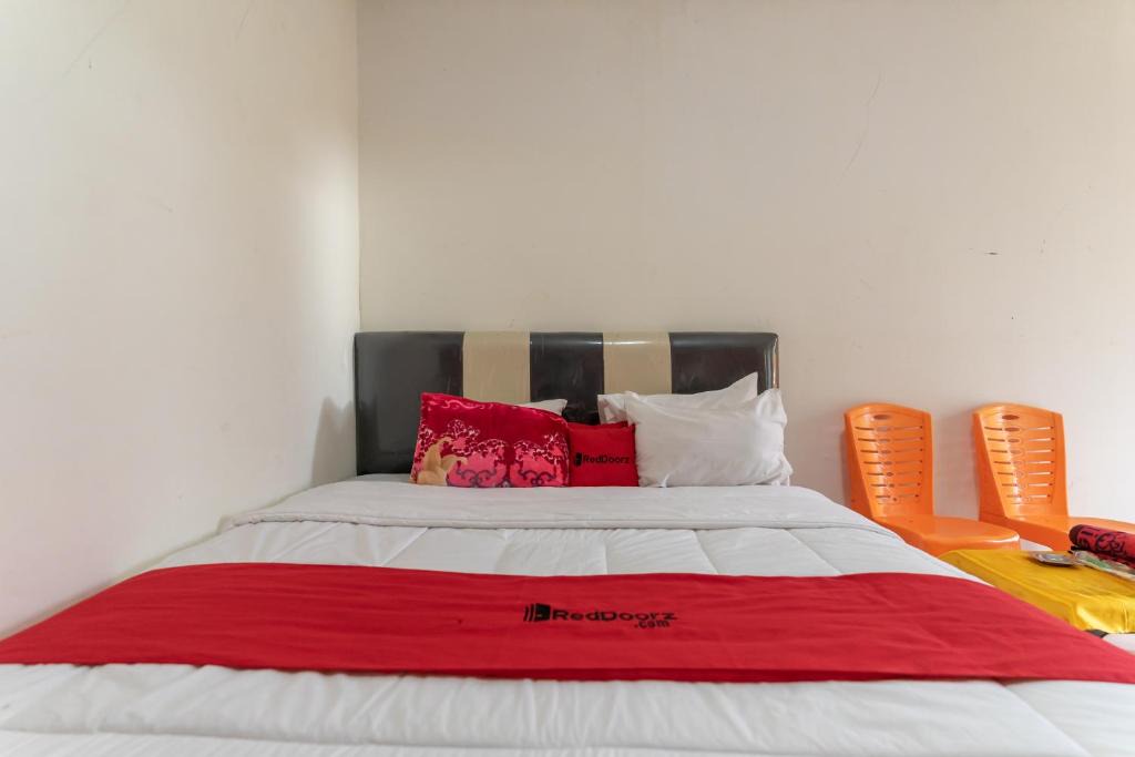 Kota Sidikalang Hotel | RedDoorz @ Nantampukmas Sidikalang