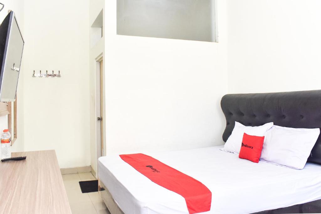Wonosobo Hotel | RedDoorz near Alun Alun Wonosobo