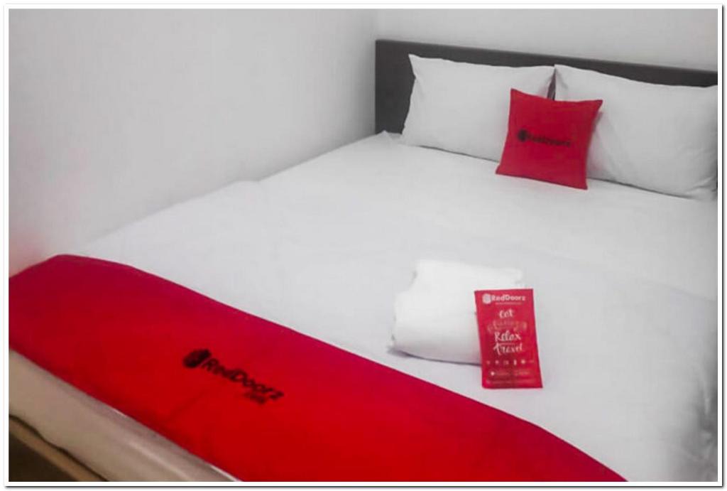 Purwokerto House | RedDoorz near Moro Mall Purwokerto 2