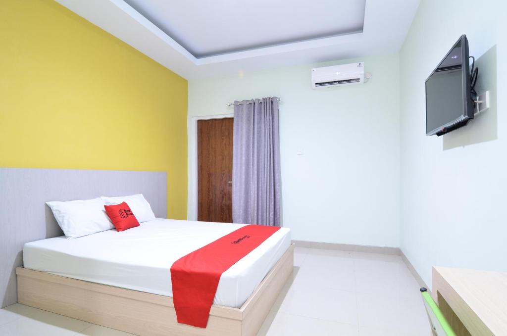 Surakarta House | RedDoorz near Museum Keraton Surakarta
