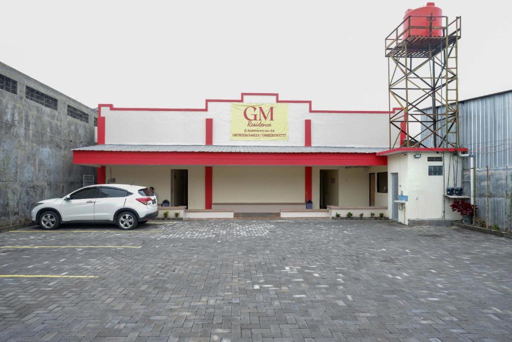 Semarang Utara Hostel | RedDoorz near Tugu Muda Semarang