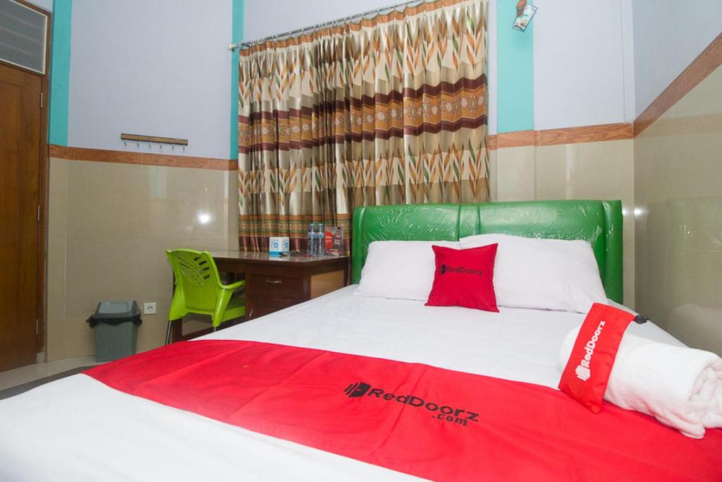 Bojonegoro House | RedDoorz Syariah near Alun-Alun Bojonegoro