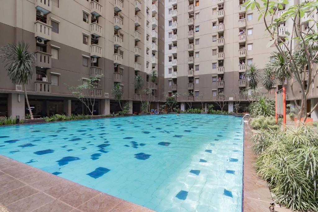 Bandung Hotel | RedLiving Apartemen Gateway Cicadas - QQ Property Tower Emerald A