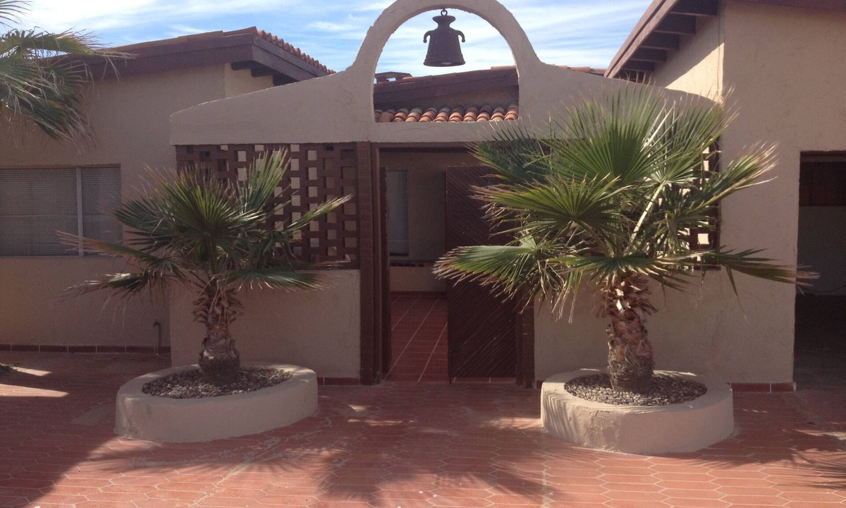 Las Conchas House | Remodeled 3 bedroom beach front home Kayaks available upon request - no fee