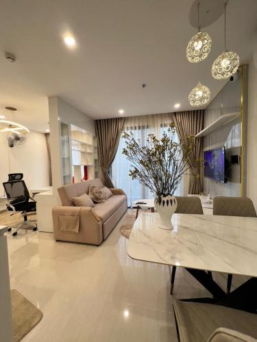 District 9 Apartment | Resort ori luxury Vinhomes Grand Park 3 giường, 2WC, 2PN plus