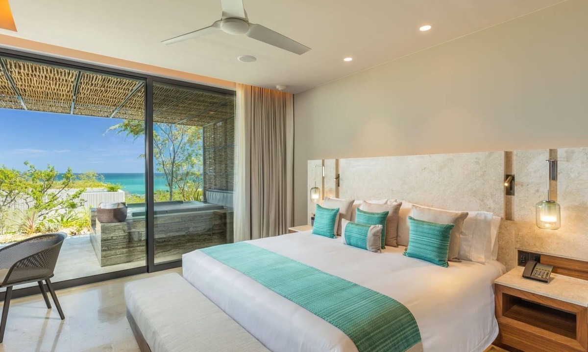 San Jose del Cabo Resort | Resort with 3 bedrooms with ocean views, onsite restaurants and fantastic pools