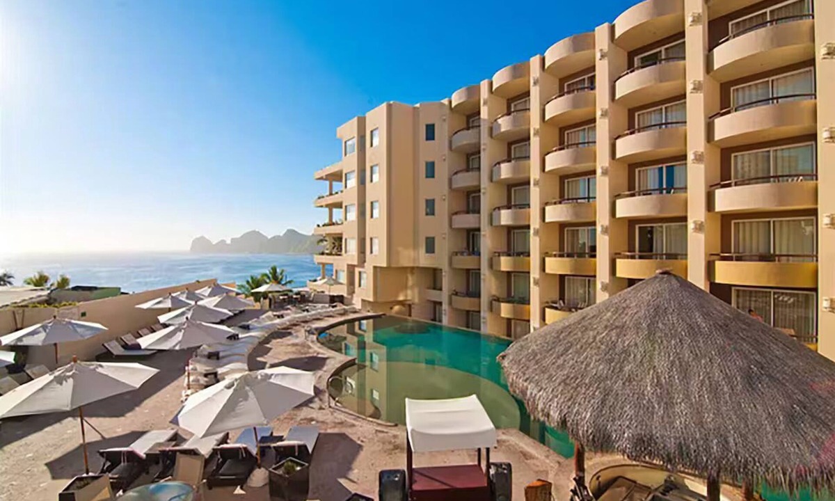 El Medano Ejidal Resort | Right on Medano Beach 1 bedroom oceanfront for Christmas week Cabo San Lucas