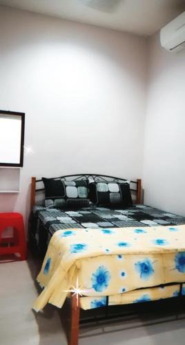Kampung Kedai Lalat House | Rits Lodge