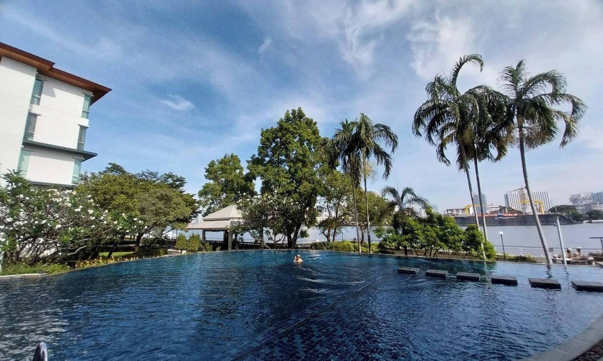 Bang Pakok Apartment | Riverview Condo Near Icon Siam Hi Speed Internet