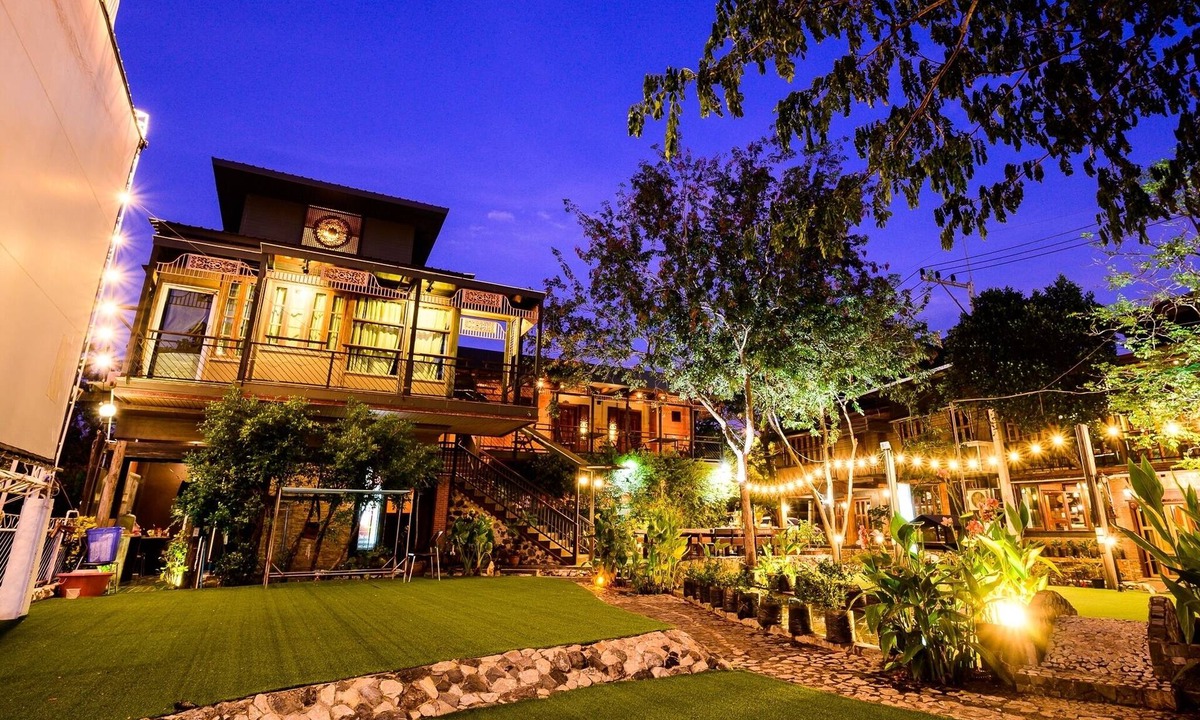 Prachinburi Hotel | Rommai At Home