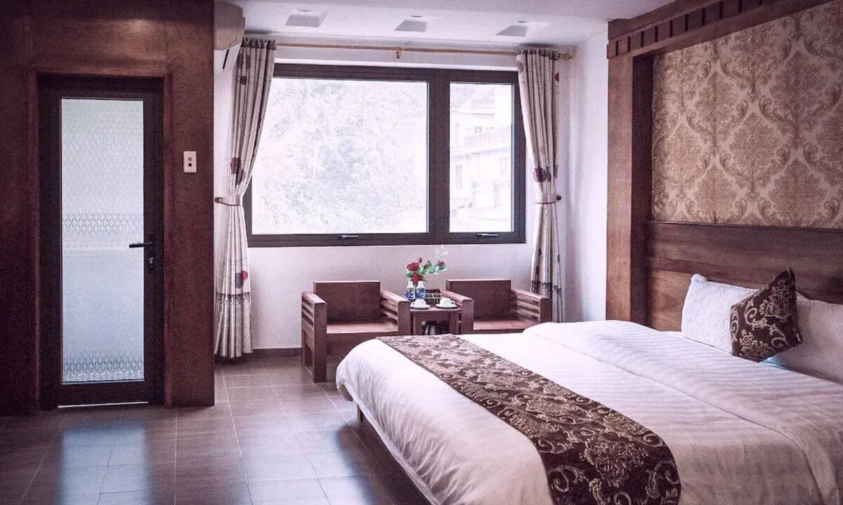 Sa Pa Apartment | Room 12: Carnation - Greenland Sa Pa Hotel by DLMHnn