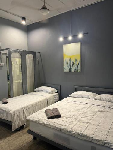 Taman Jubilee House | Roomah En-suite attached-bath R5
