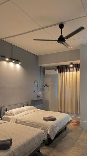 Taman Jubilee House | Roomah Ipoh En-suite attached-Bath R2
