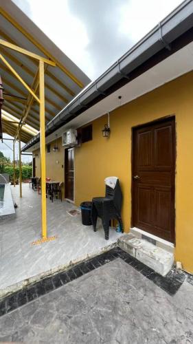 Kampung Gong Kempas House | Roomstay Cikgu CTZ