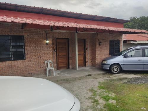Sungai Buloh Hotel | Roomstay Sg Buloh A