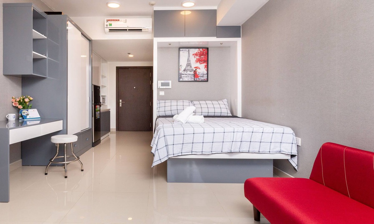 Bach Dang Riverside Apartment | Rose Home Studio free Pool & Gym
