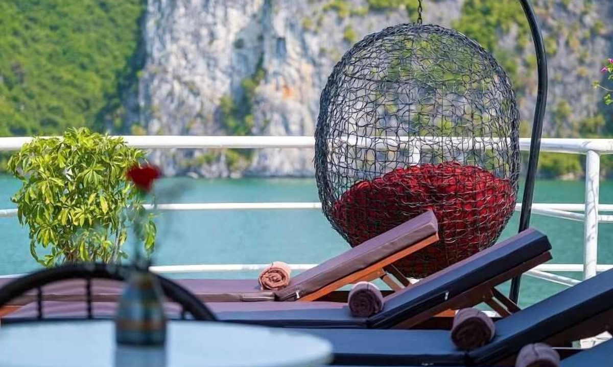 Cat Hai Hotel | Rose Nhung Hotel Catba