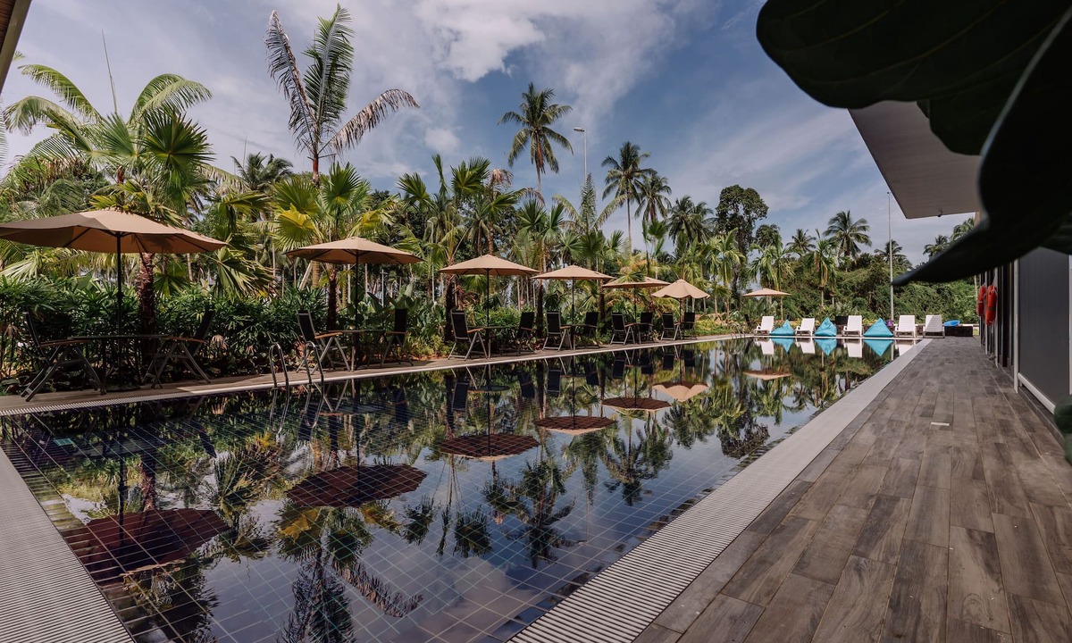 Sematan Hotel | Roxy Sematan Villa & Townhouse