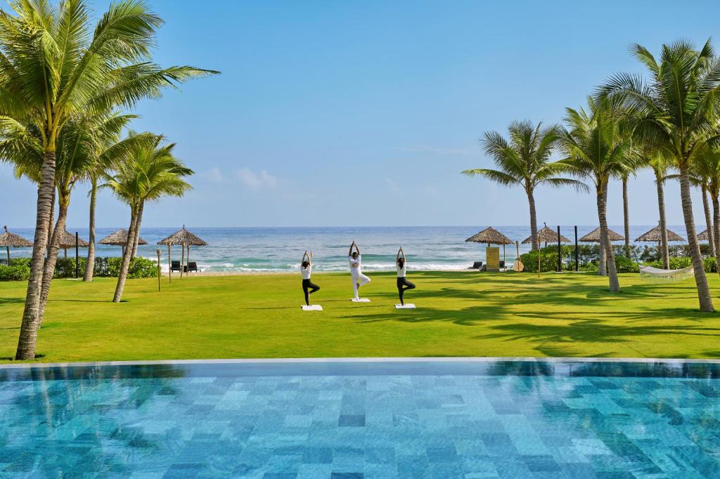 Dien Duong Villa | Royal Beachfront Villas & Spa Hoi An Danang