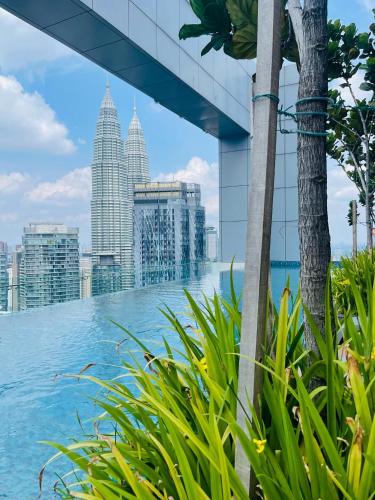 Kuala Lumpur City Centre Apartment | Royce Residence KLCC twin tower by ABM Unique