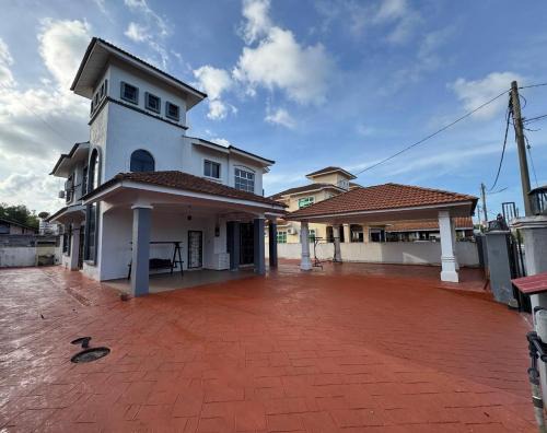 Batu Buruk House | Rumah Bandar