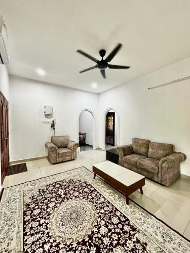 Larut House | Rumah D Hutan