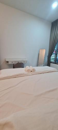 Kota Tinggi House | RuzZana Signature Stay Semi-D Corner Lot-BBQ,Wifi,6-8pack