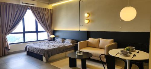 Shah Alam Apartment | SCCC SETIA ALAM Sunsuria Forum SOHO SUITE by Comstay