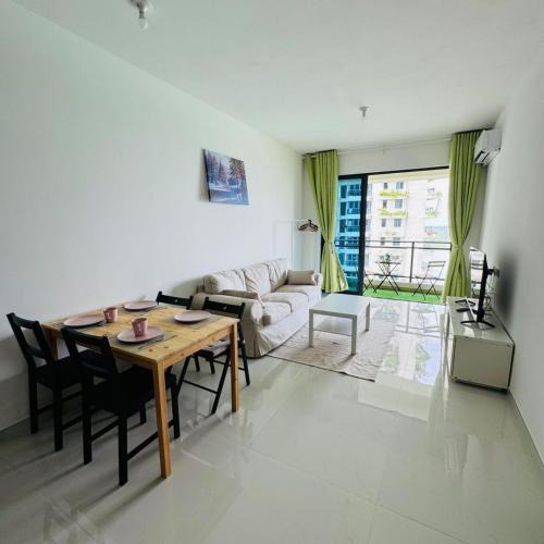 Gelang Patah Apartment | Seaview 2B1R 4pax Condo Forest City 1G-2105