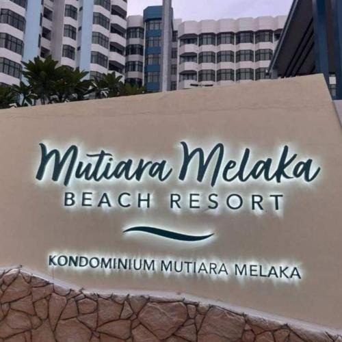 Tanjung Kling Apartment | Seaview 2BR Resort Stay Near Pantai Puteri