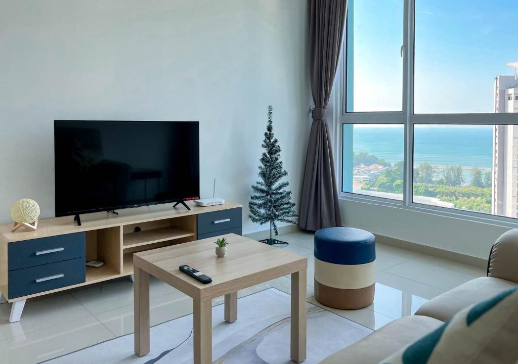 Seri Tanjung Pinang House | Seaview Beautiful Rooms