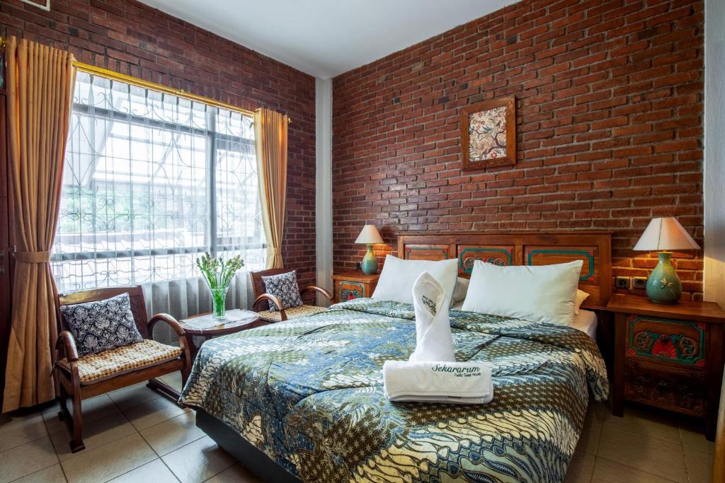 Bandung House | Sekararum Butik Syariah Guesthouse