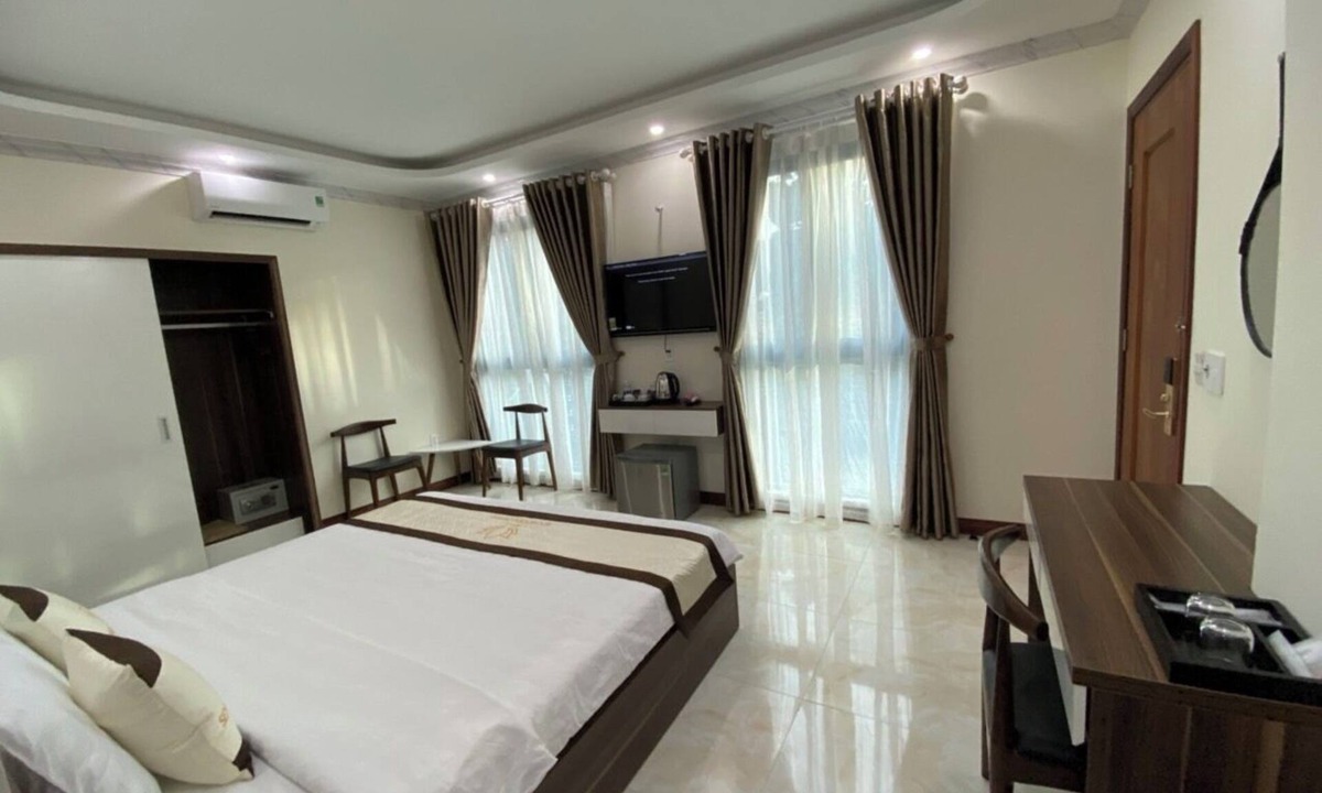 District 12 Hotel | SEN HIDDEN HOTEL