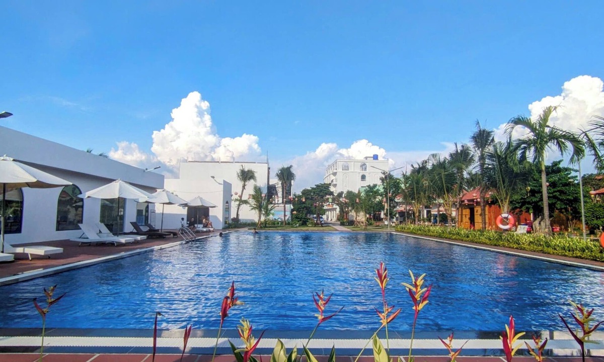 Chau Thanh Hotel | Sen Hong Town