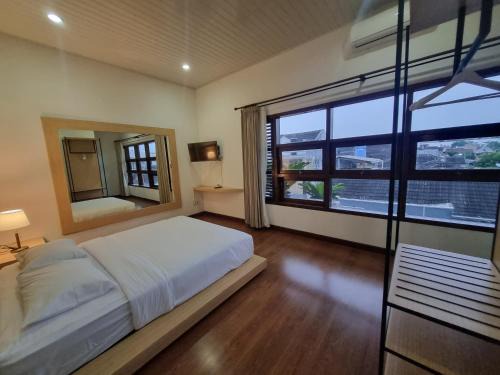 Sleman House | Serambi Buya Syariah 5 BR
