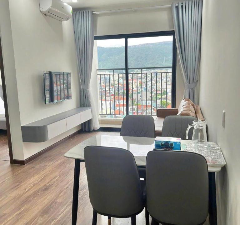 Cam Pha Apartment | Serviced apartment-Luxcity Cẩm Phả 4mins to beach