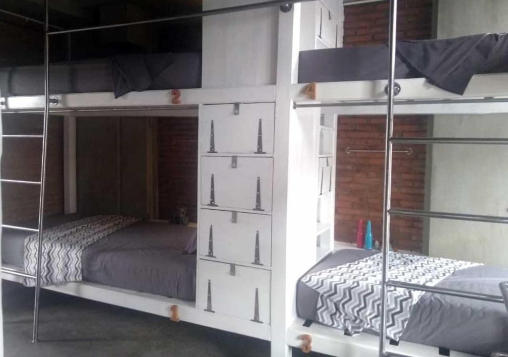 Klojen Hostel | Shelter Hostel Malang
