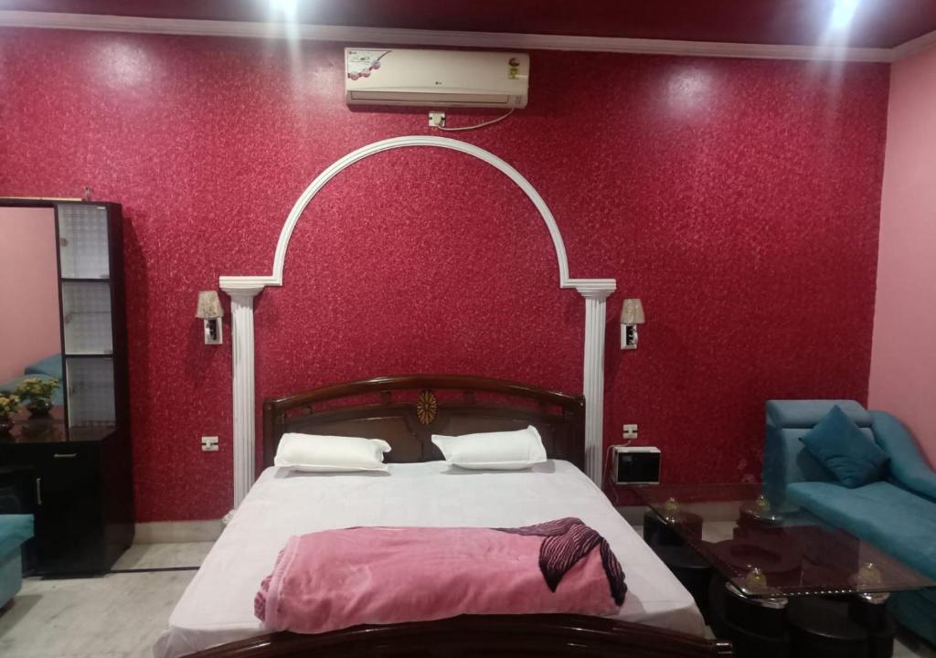 Dehradun House | Shree Om Home Stay