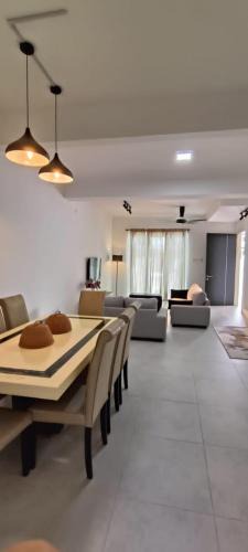 Pengerang House | Sierra Hill Homestay