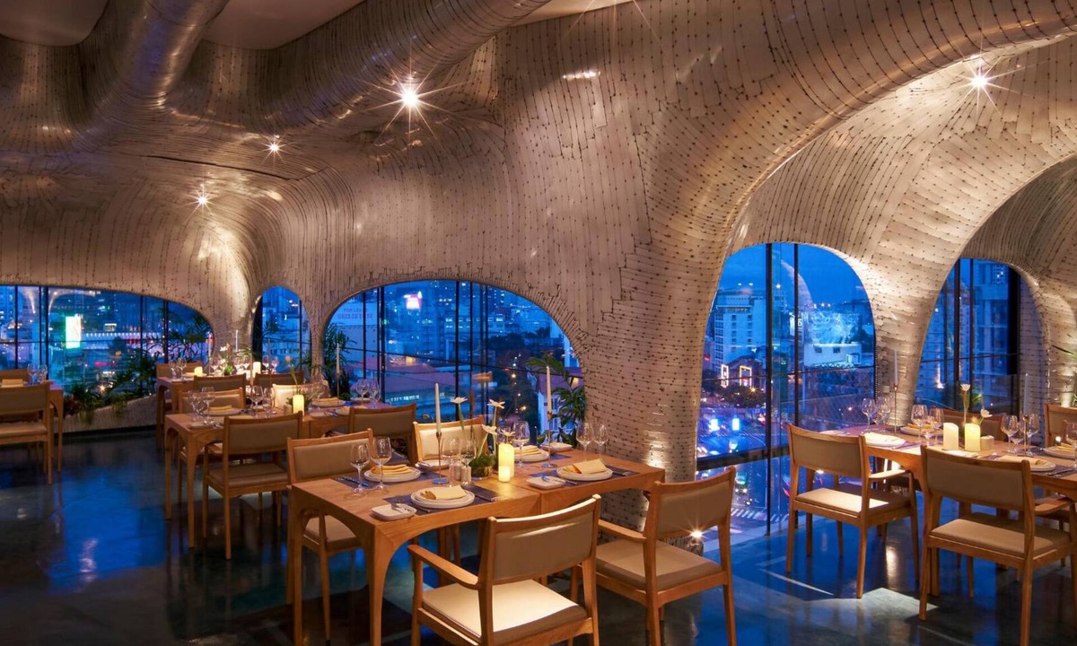 Downtown Ho Chi Minh City Hotel | Silverland Ben Thanh