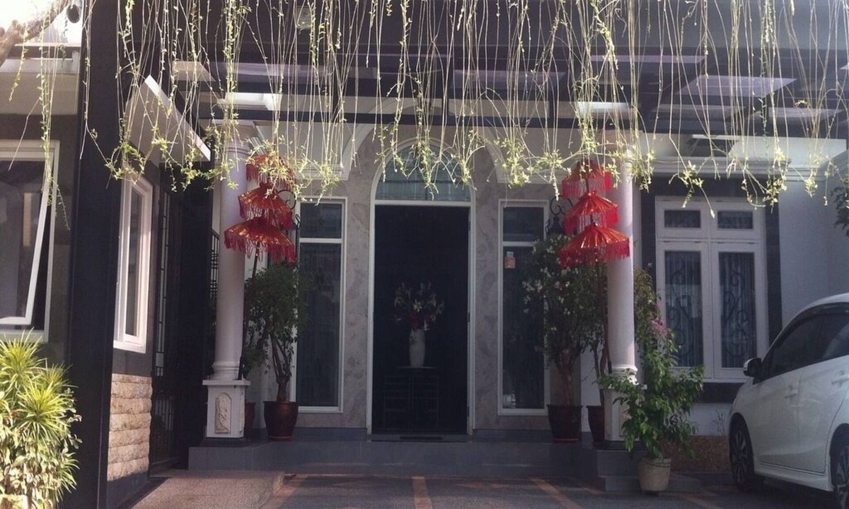 Sari Harjo House | Simple and Friendly.