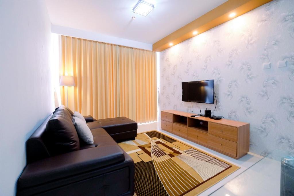 Bintaro Apartment | Simply 2BR Lexington Apartment By Travelio