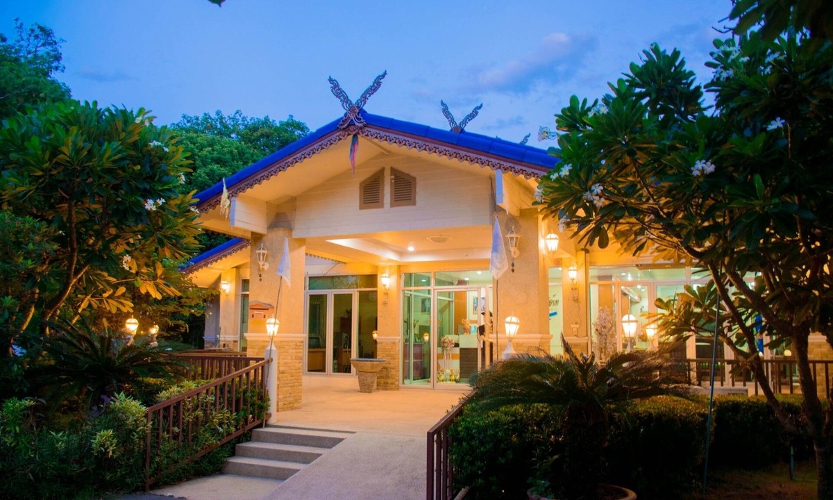 Doem Bang Nang Buat Hotel | Sinatara Resort