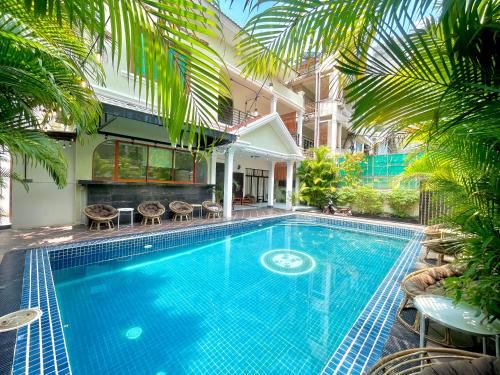 Phnom Penh City Centre Apartment | Sky Heritage Hotel