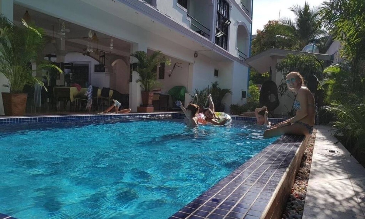Siem Reap Bed & Breakfast | Smiley's Guesthouse : Triple Room- Fan