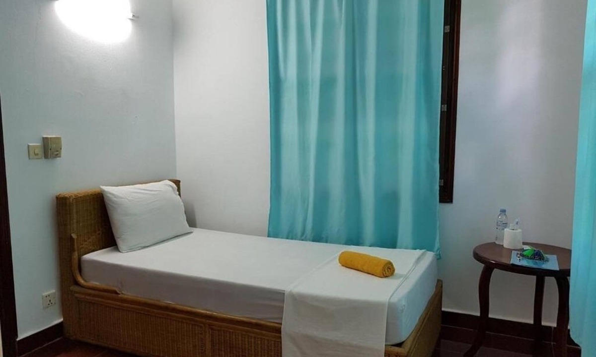 Taphul Village Area Bed & Breakfast | Smiley's Guesthouse : Budget Single Room