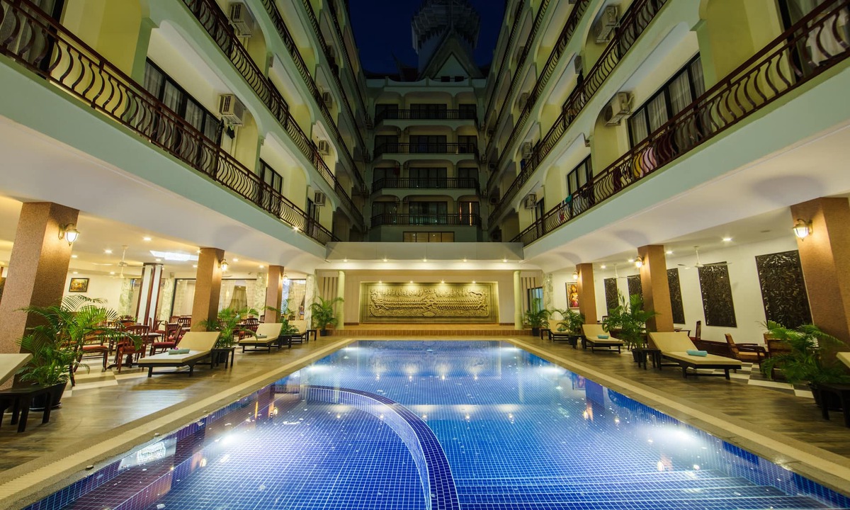 Sangkat Sla Kram Hotel | Smiling Deluxe Hotel