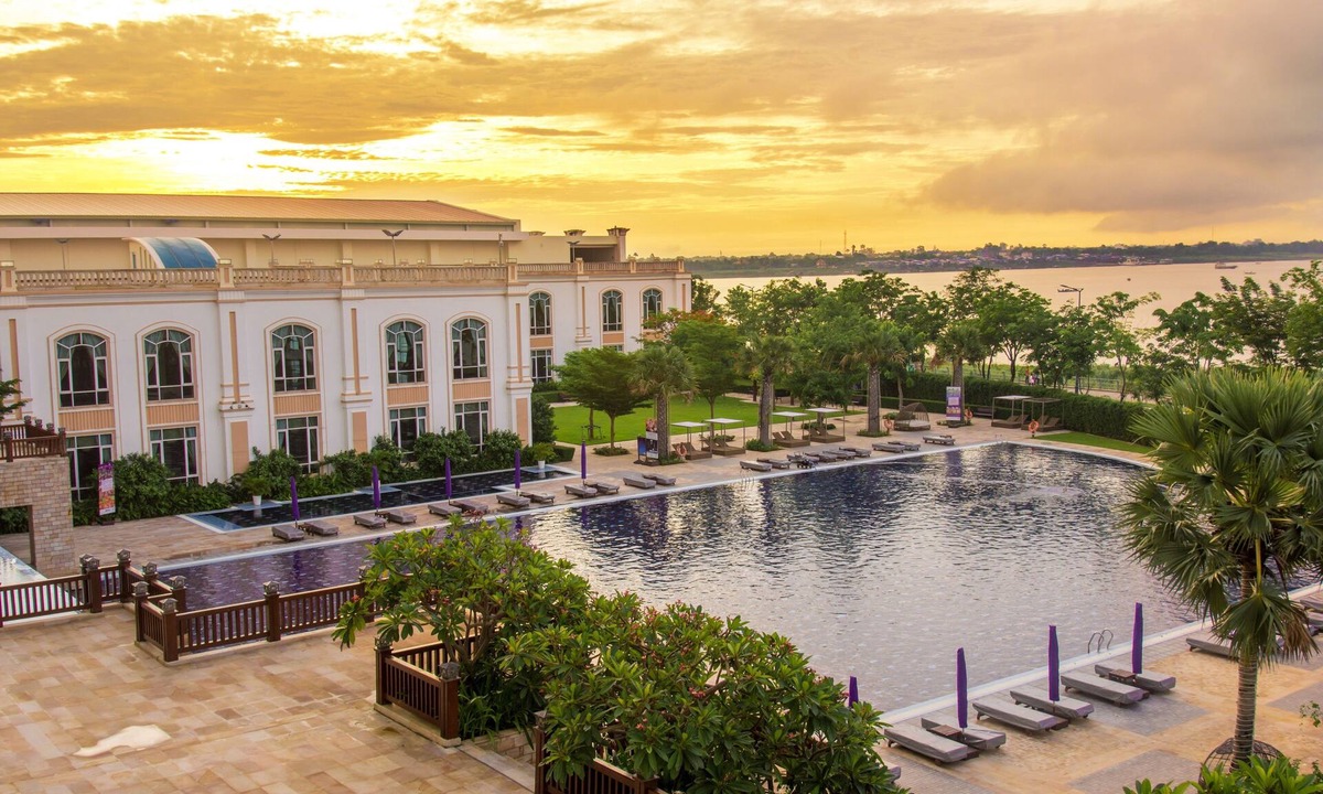 Ruessei Kaev Hotel | Sokha Phnom Penh Hotel